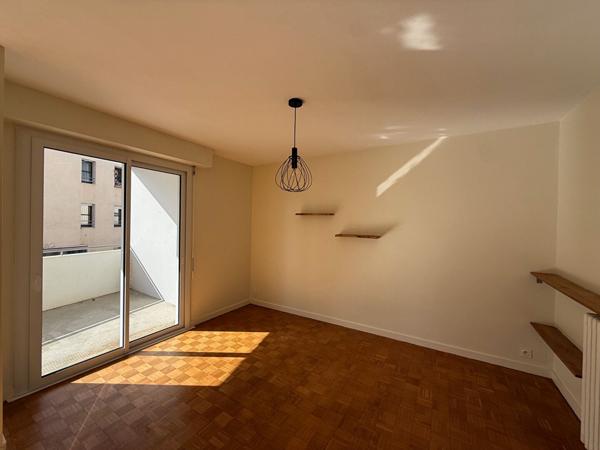 Appartement La Roche Sur Yon 2 pièce(s) 62.99 m2