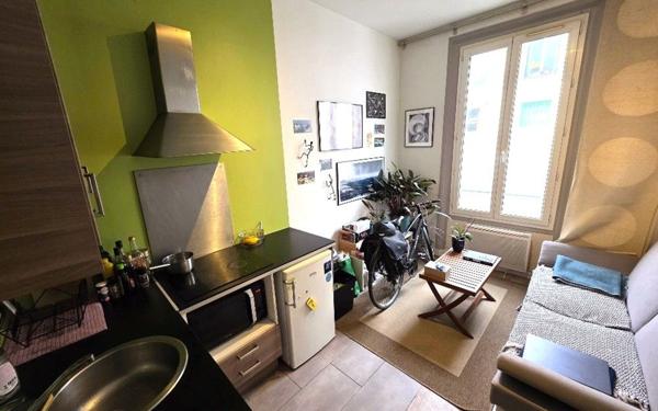 Appartement à vendre    2 pièces • 23,58 m2 Ivry-sur-Seine