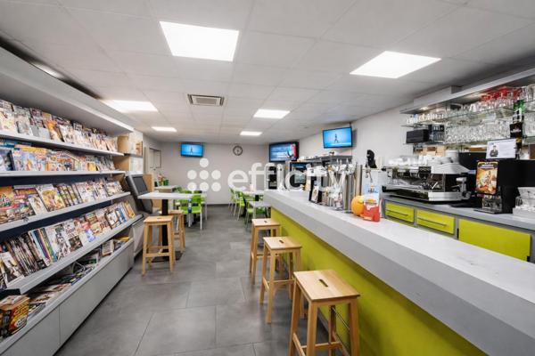 Fonds De Commerce - 100 m²