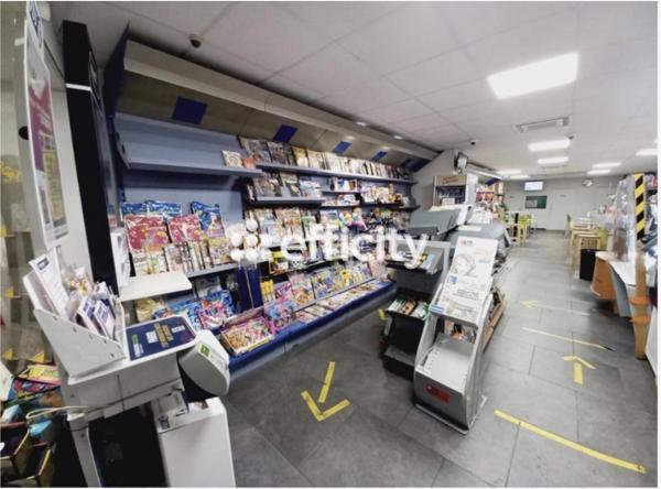 Fonds De Commerce - 100 m²