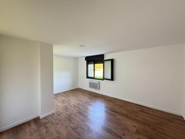 47110 SAINTE LIVRADE SUR LOT A Ste Livrade/Lot maison rénovée sur deux niveaux