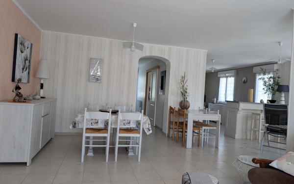 Maison à vendre    5 pièces •  Saint-Sulpice-de-Royan