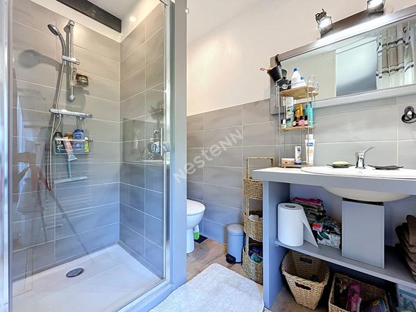Maison en pierre rénovée 140 m², beaux volumes & fort potentiel