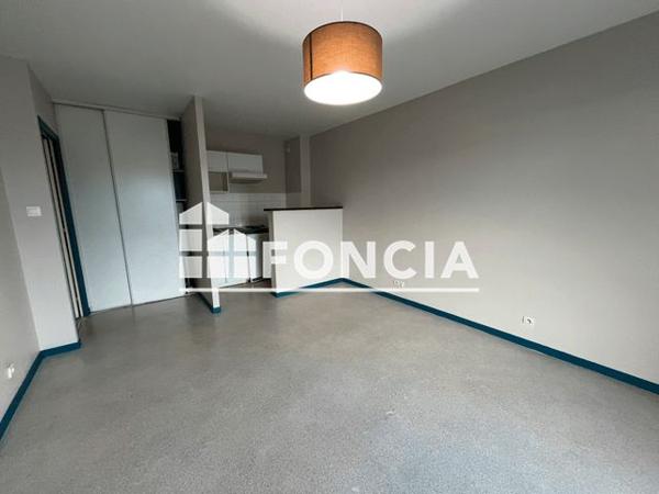 Location Studio 23.61 m² - 4 RUE HENRI BARBUSSE Niort 79000