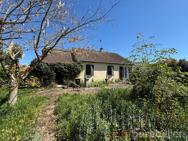 Vente Maison75 m² - 3 Pièces - SAINT GEORGES DE POISIEUX (18200)
