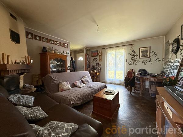 Vente Maison75 m² - 3 Pièces - SAINT GEORGES DE POISIEUX (18200)