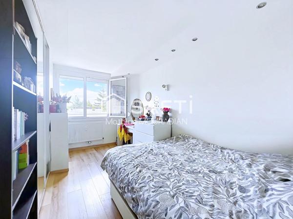Appartement T3 lumineux, balcon vue dégagée au calme