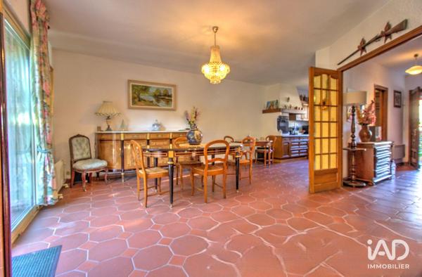Maison à vendre 4 pièces 143 m² Voisins-le-Bretonneux