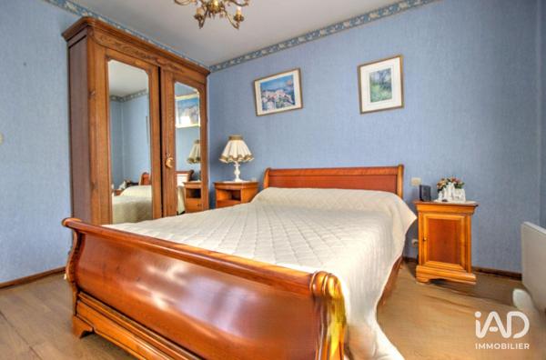 Maison à vendre 4 pièces 143 m² Voisins-le-Bretonneux