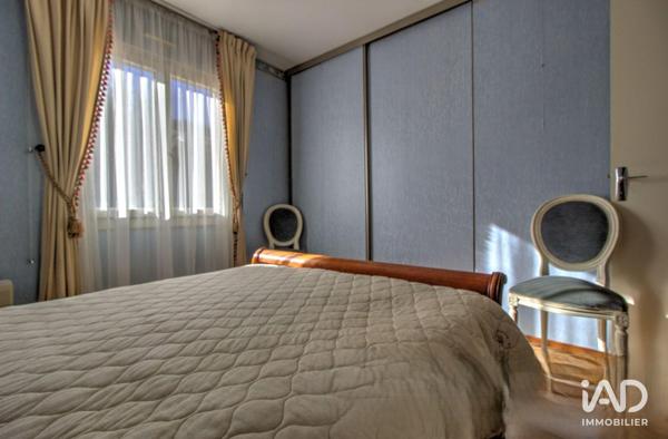 Maison à vendre 4 pièces 143 m² Voisins-le-Bretonneux