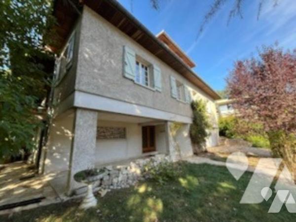 SAINT-MAX Grande maison familiale!