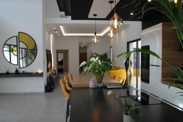 Magnifique villa contemporaine vendu meublée