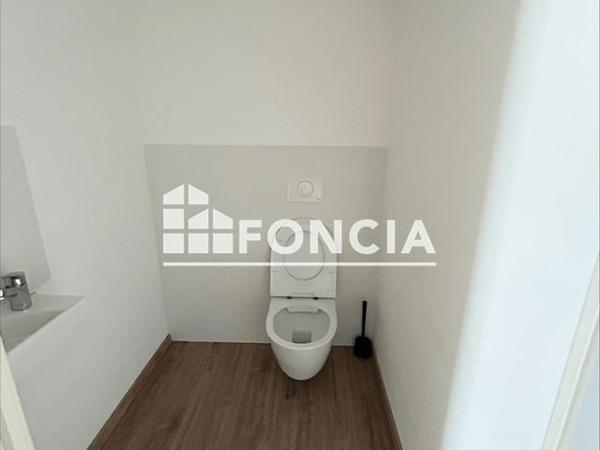 Location Appartement 4 pièces 99 m² - 9 RUE SERGENT RENE-MARIE RIVIERE Saint Etienne 42000