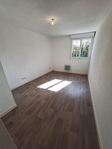 Duplex à vendre à Lesparre-Médoc en Gironde (33340), ref : 016/1057