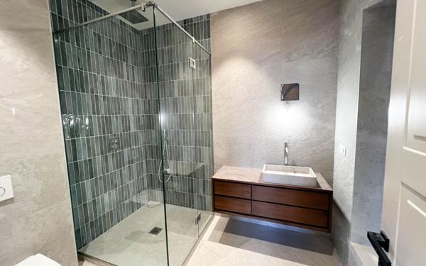 Maison à vendre    6 pièces • 208,70 m2 Biot