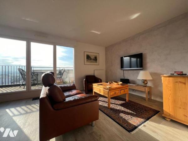 CAEN RIVE DROITE - Appartement 3 ch - Terrasse 30 m2