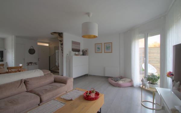 Maison à vendre    5 pièces •  La Chapelle-Saint-Mesmin