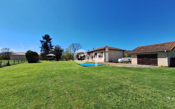 Maison à vendre    4 pièces •  Saint-Plancard