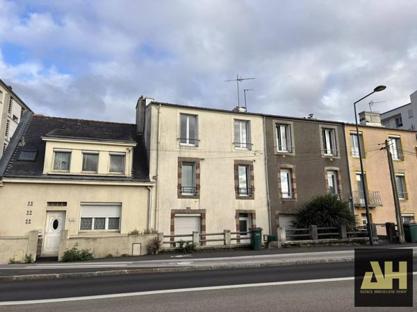 BREST - T3 MEUBLE DE 47M2 - PROCHE BUS ET ECOLES