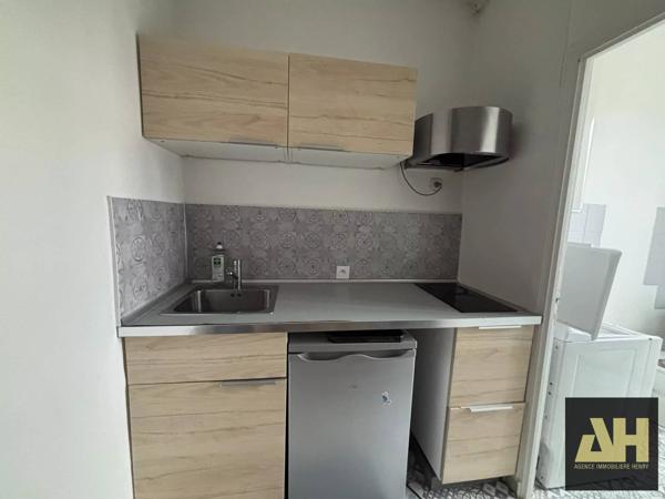 BREST - T3 MEUBLE DE 47M2 - PROCHE BUS ET ECOLES