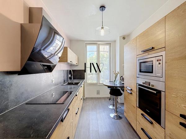 À VENDRE – Superbe T4 de 98 m² de style haussmannien au cœur d’Annemasse