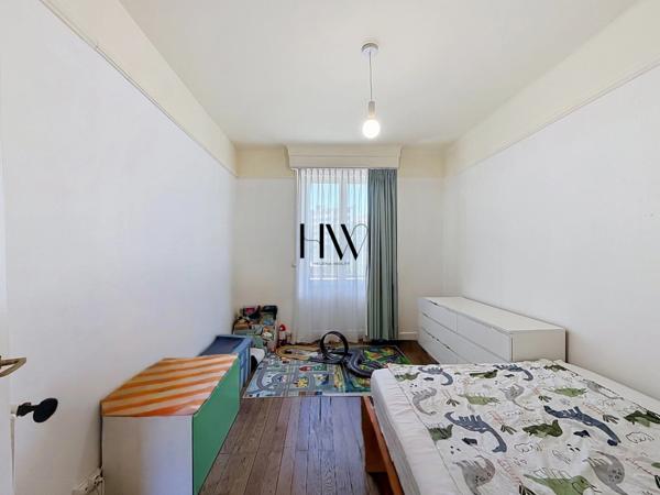 À VENDRE – Superbe T4 de 98 m² de style haussmannien au cœur d’Annemasse