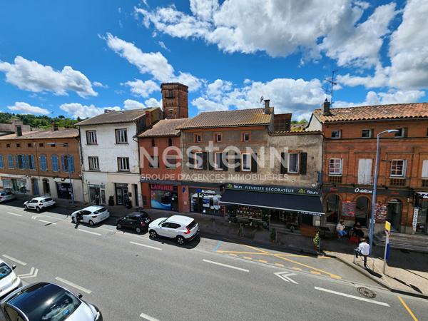 CENTRE Castanet Tolosan T2 de 42m² à vendre , parking sous-sol