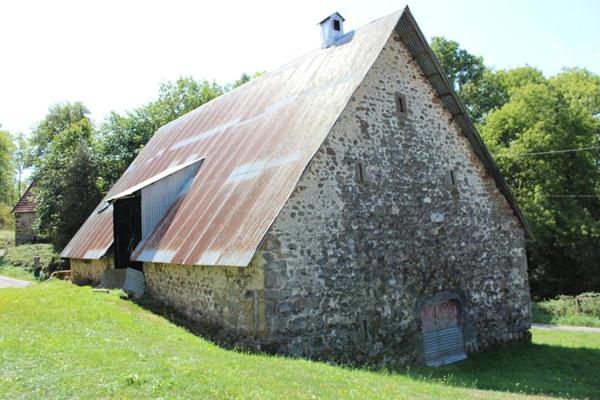 Grange à Larodde (63)
