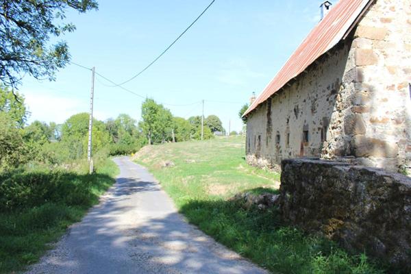 Grange à Larodde (63)
