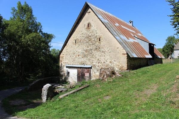 Grange à Larodde (63)