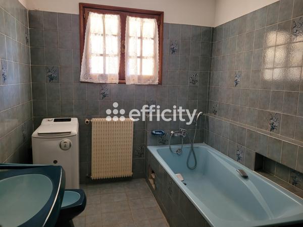 Maison 12 pièces - 260 m²