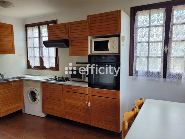 Maison 12 pièces - 260 m²