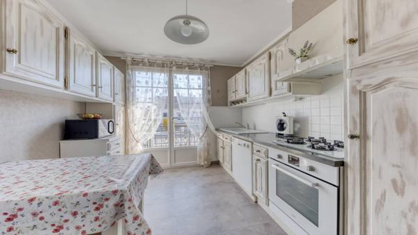 Maison Roissy En Brie 7 pièce(s) 121.1 m2