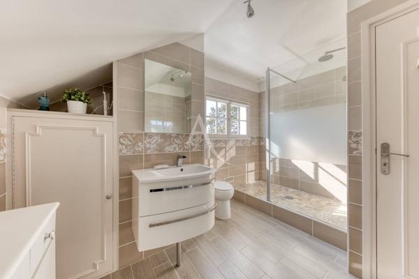 Maison Roissy En Brie 7 pièce(s) 121.1 m2