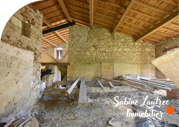 Lombers (81120) Maison en pierres avec vue exceptionnelle – charme, potentiel et dépendances