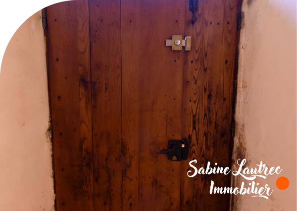 Lombers (81120) Maison en pierres avec vue exceptionnelle – charme, potentiel et dépendances