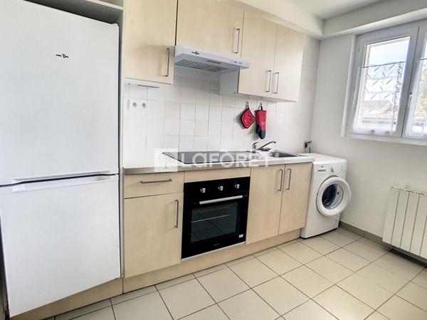 Location appartement près de Mourmelon-le-Grand - 2 pièce(s) - 40 m² - 530 €/mois