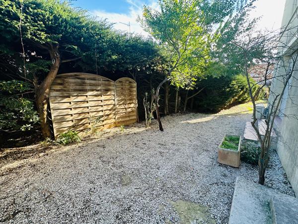 Appartement 33 m² en rez-de-chaussée Proximité port et plages