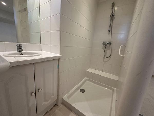 Appartement 33 m² en rez-de-chaussée Proximité port et plages