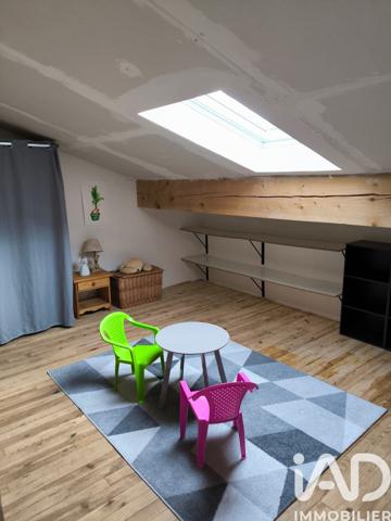 Maison à vendre 9 pièces 207 m² Roquefeuil