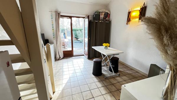 Maison en résidecne sécurisée, avec jardin, 2 places de parking