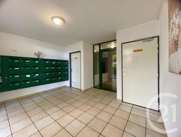 Appartement T3 à vendre  3 pièces - 66 m2 MONTARGIS - 45