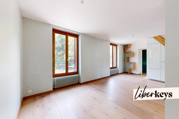 Duplex esprit maison, plein de charme