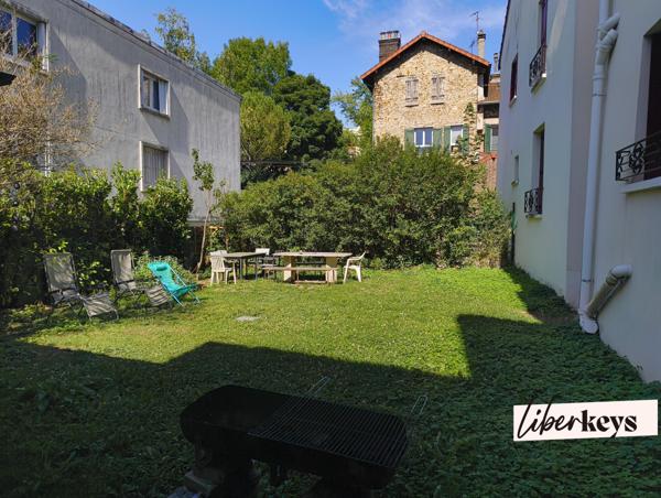 Duplex esprit maison, plein de charme