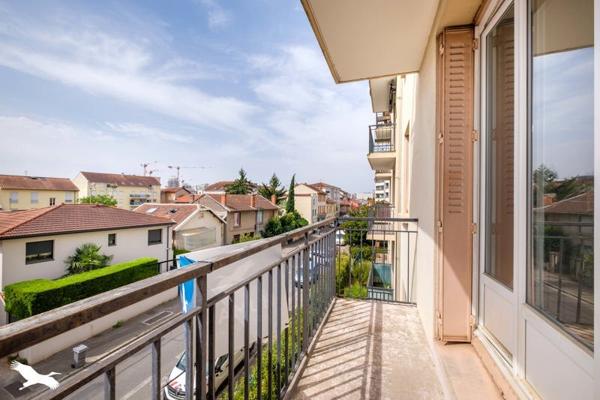 Appartement 184 939 € Villeurbanne 3 p 60 m² DPE E