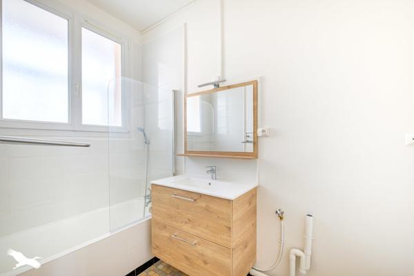 Appartement 184 939 € Villeurbanne 3 p 60 m² DPE E