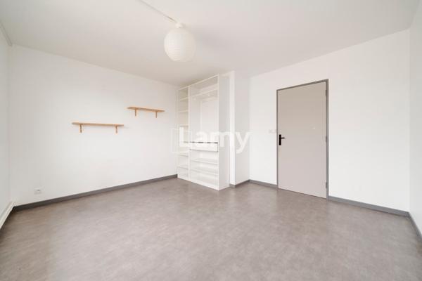 Appartement+ parking sous sol et cave