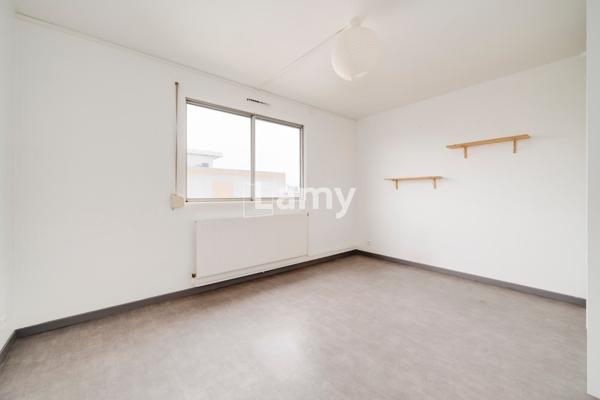 Appartement+ parking sous sol et cave