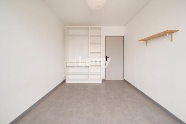 Appartement+ parking sous sol et cave