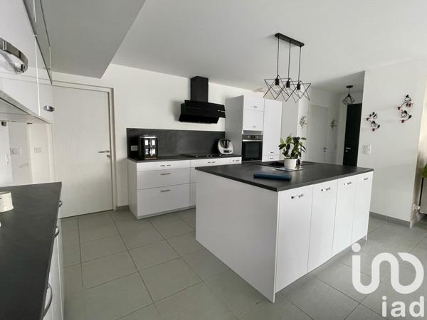 Maison à vendre 5 pièces 106 m² Saint-Jean-de-Monts